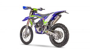 125 SE FACTORY